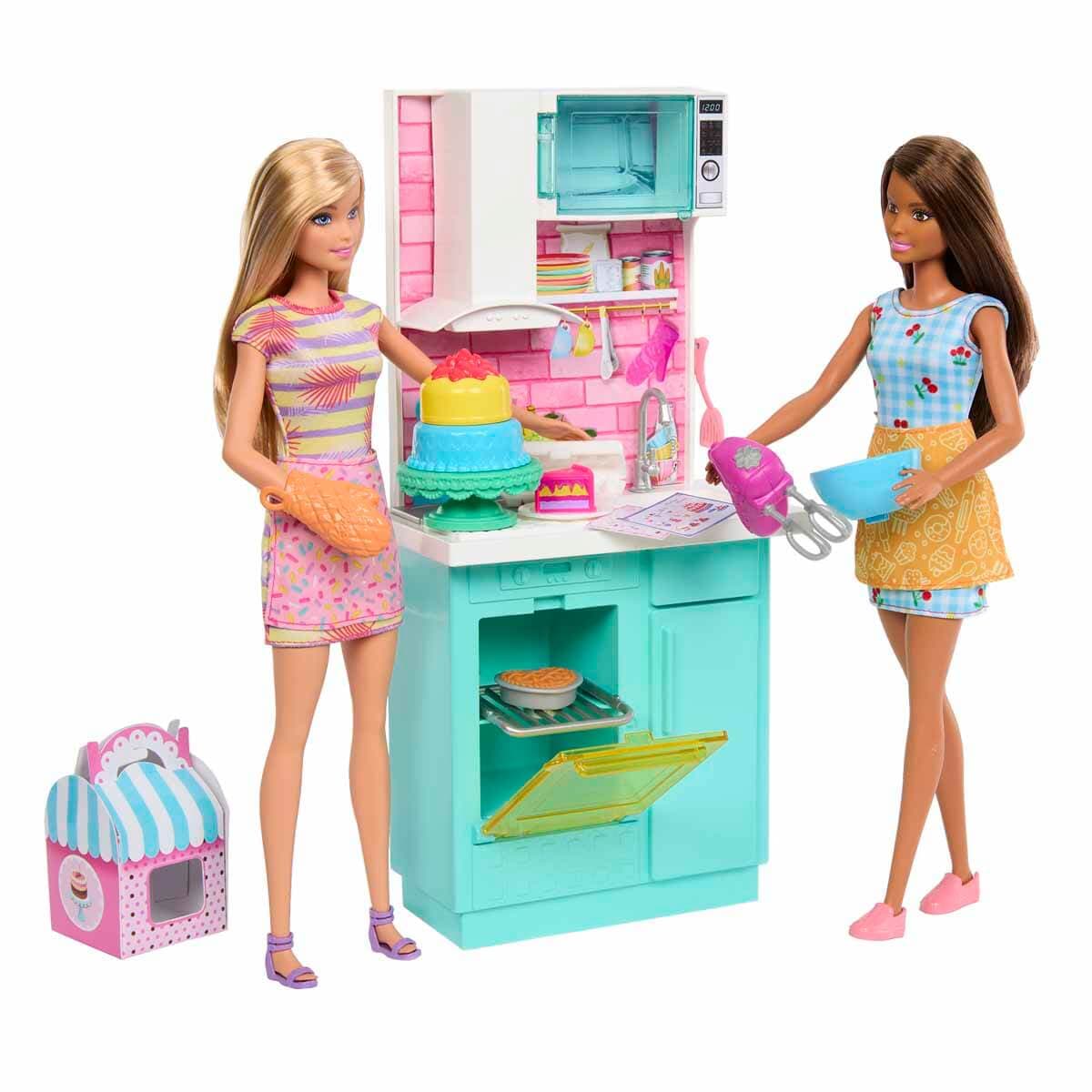 barbie-brooklyn-ve-malibu-pasta-yapiyor-oyun-seti-hjy94-2.jpg