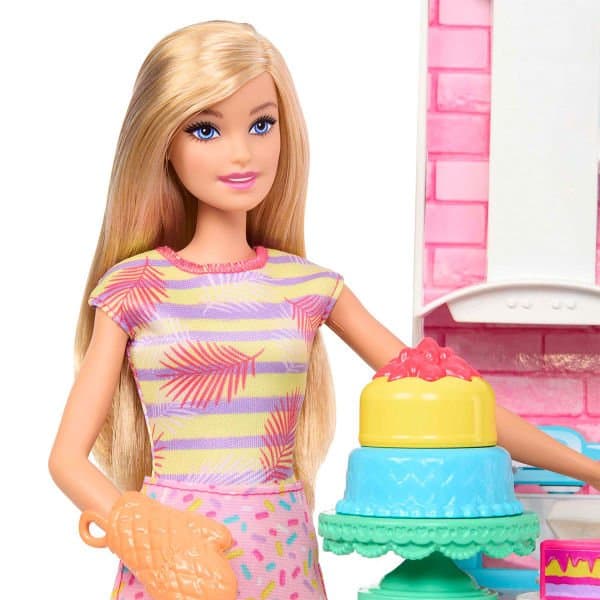 barbie-brooklyn-ve-malibu-pasta-yapiyor-oyun-seti-hjy94-6.jpg