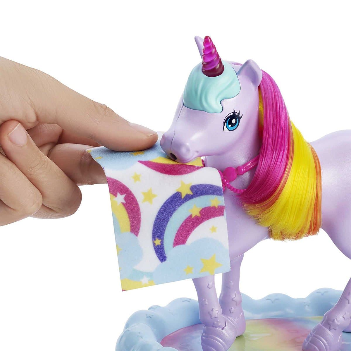 barbie-dreamtopia-bebek-ve-tek-boynuzlu-at-oyun-seti-gtg01-4.jpg