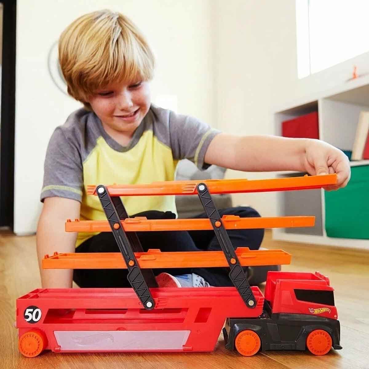hot-wheels-mega-tir-50-arac-kapasiteli-kirmizi-turuncu-ghr48-1.jpg