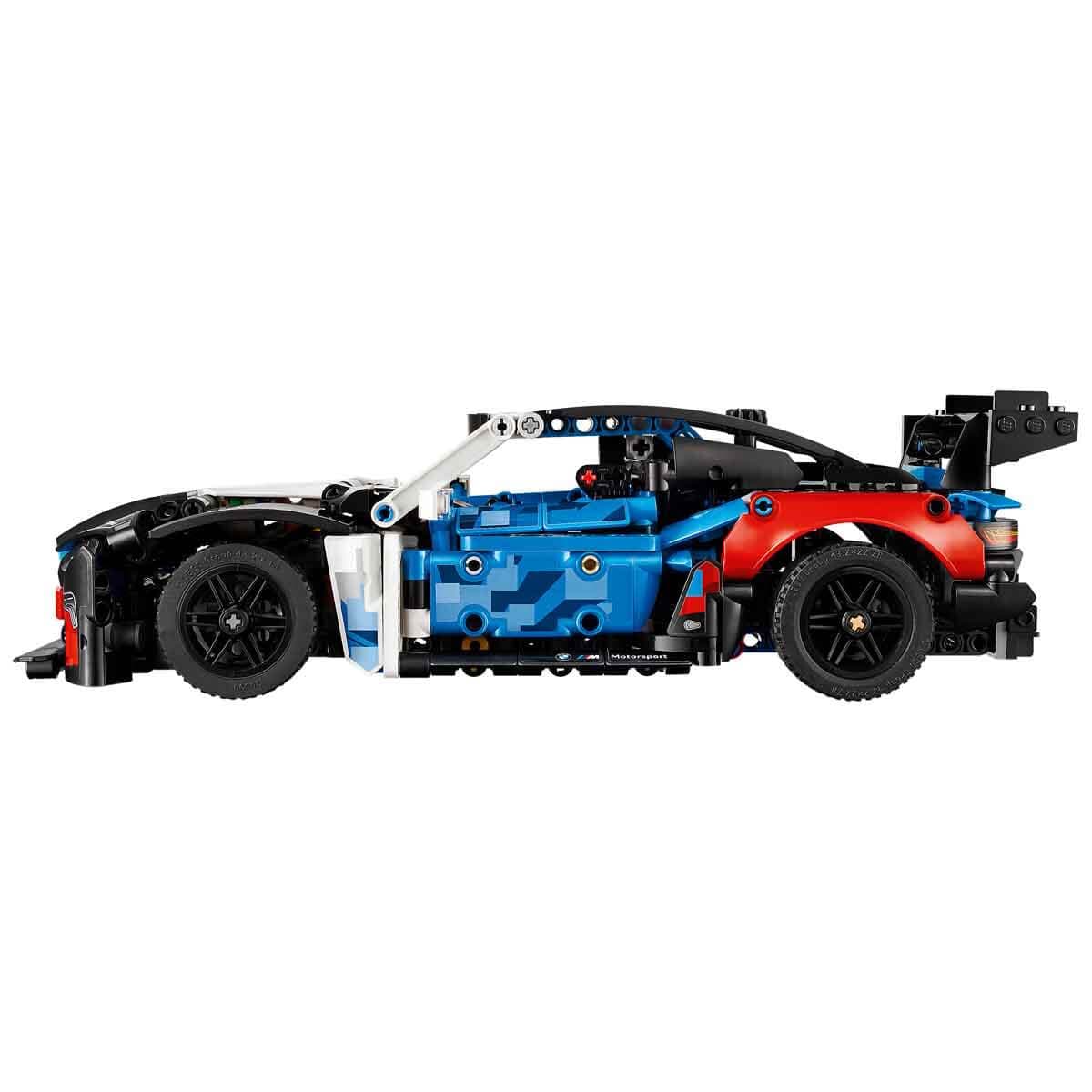 lego-technic-bmw-m4-gt3-evo-yaris-arabasi-42226-4.jpg