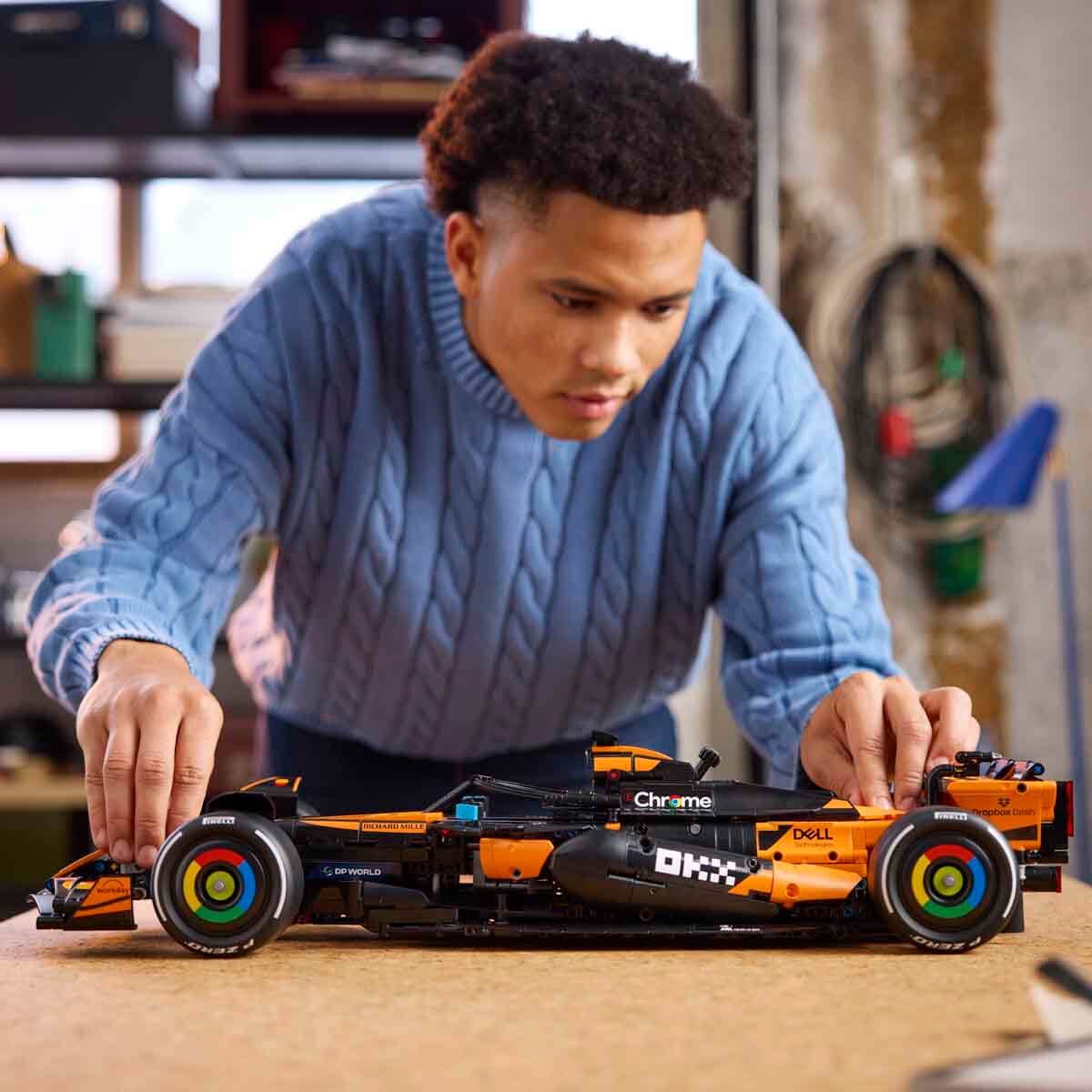 lego-technic-mclaren-mcl39-f1-yaris-arabasi-42228-5.jpg