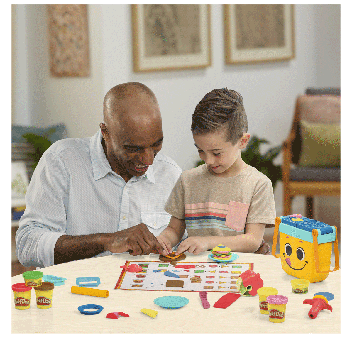 play-doh-piknik-sekilleri-baslangic-seti-f6916-2.gif