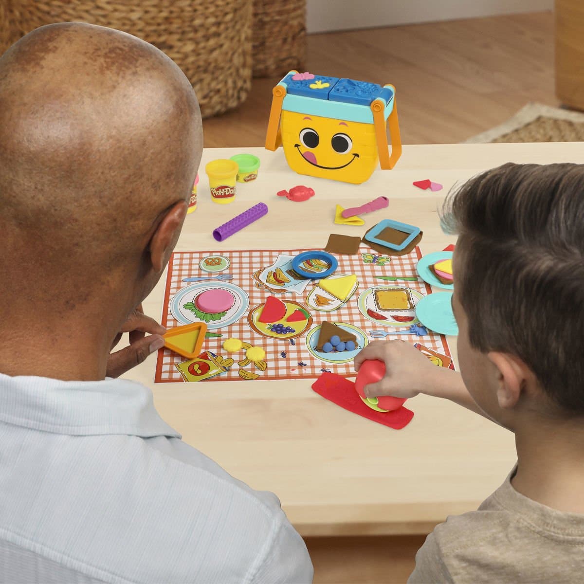 play-doh-piknik-sekilleri-baslangic-seti-f6916-3.jpeg