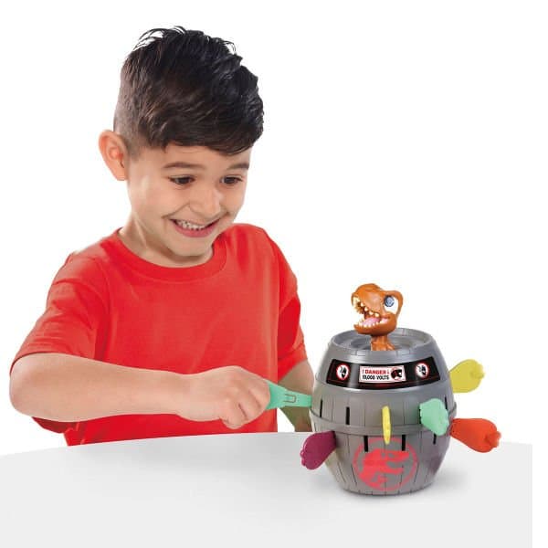 tomy-jurassic-world-sakaci-t-rex-kutu-oyunu-73290-.jpeg